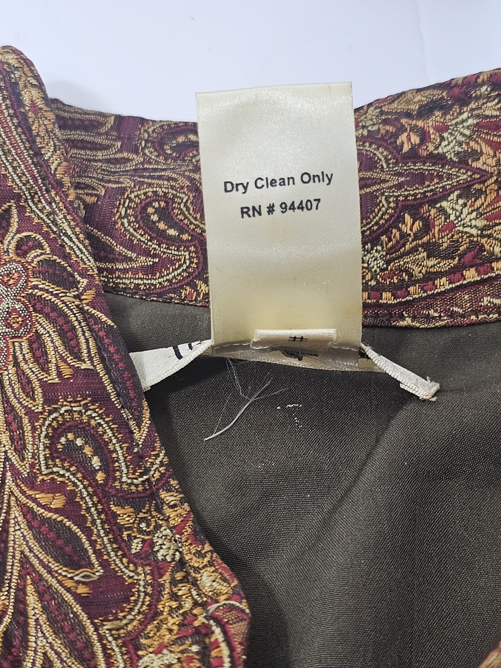 Vintage TravelSmith Women's Silk Blend Vest Sz L Brocade Paisley Patchwork Boho - Picture 4 of 12